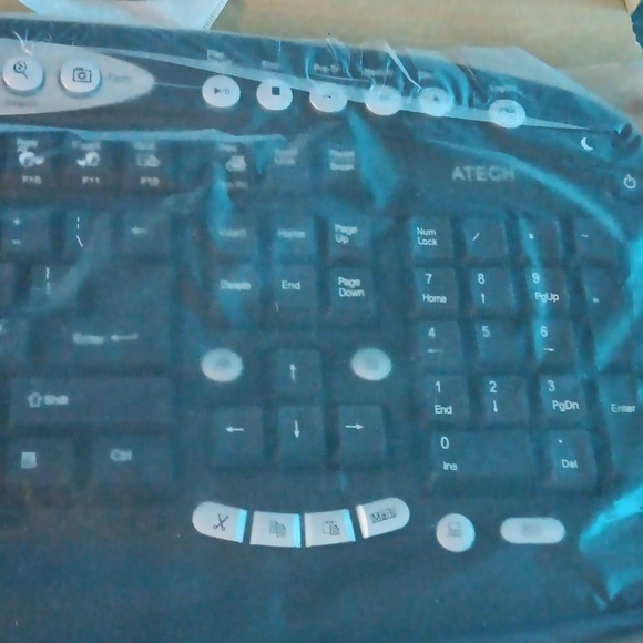 Office keyboard  New - Picture 9 of 12